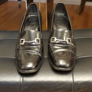 Gucci Healed Loafer Shoes